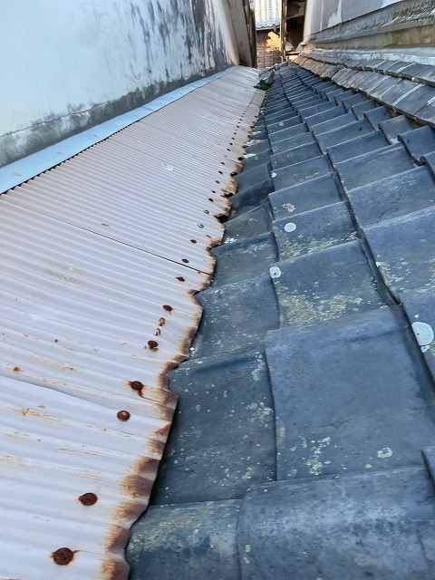 波板板金の状態確認